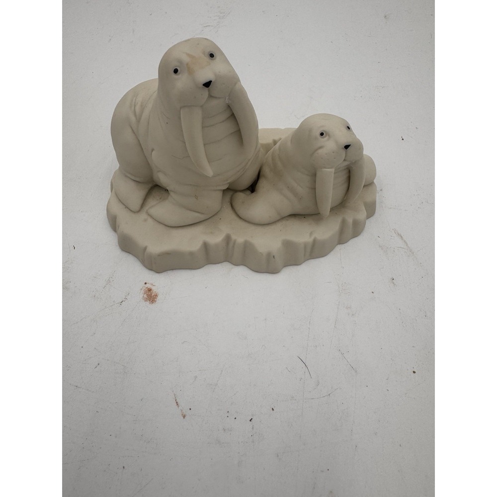 Dept‎ 56 Snowbaby with Walruses Figurine White Mom And Baby Christmas Village